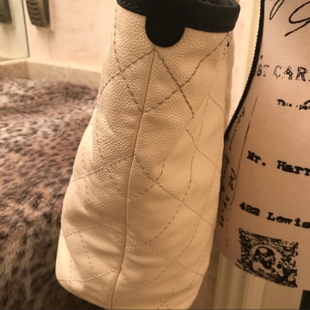 CHANEL Cream Quilted Leather Tote with Black Trim and Chain Handles - Picture 7 of 12